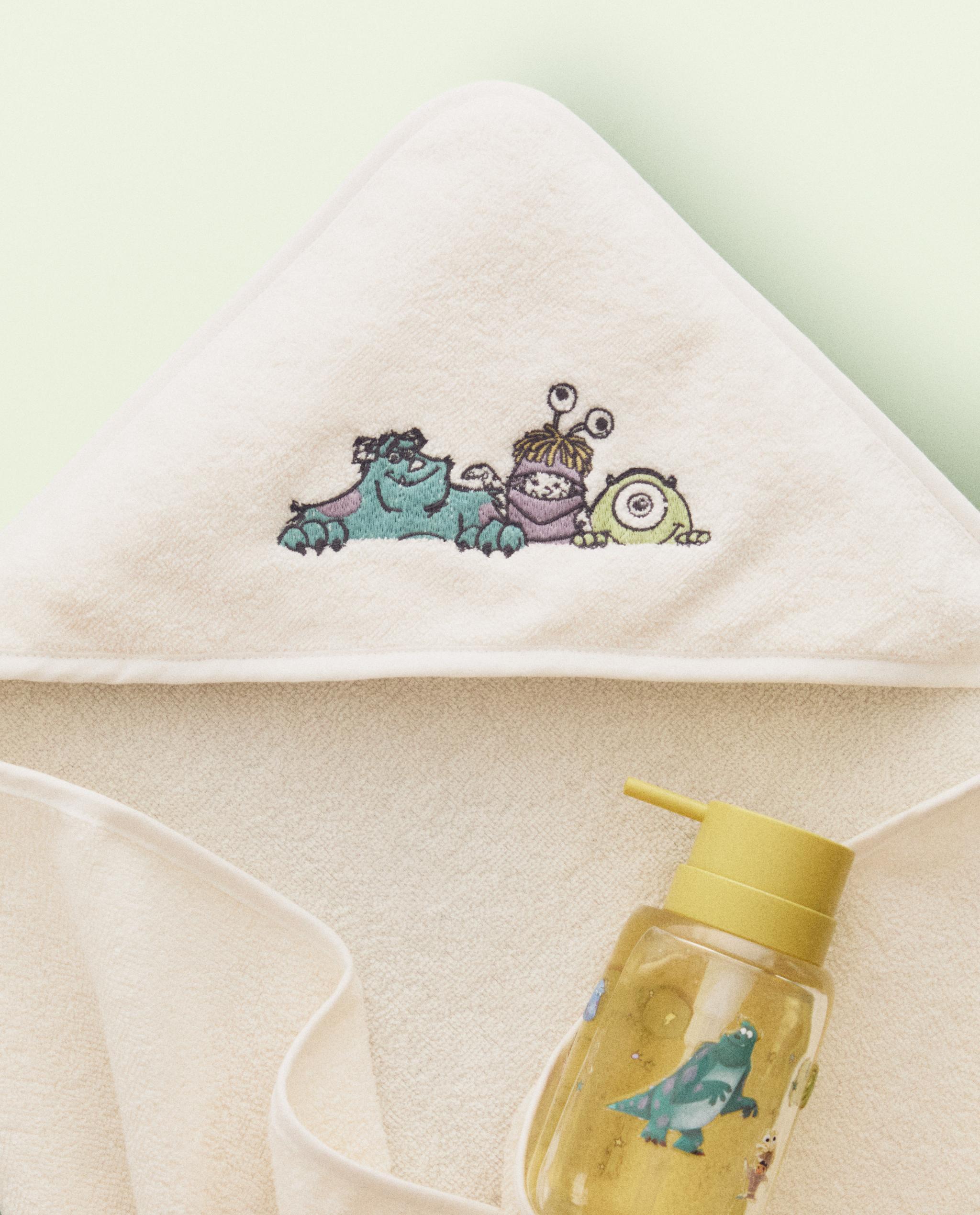 MONSTERS, INC. HOODED BABY TOWEL product thumbnail 10