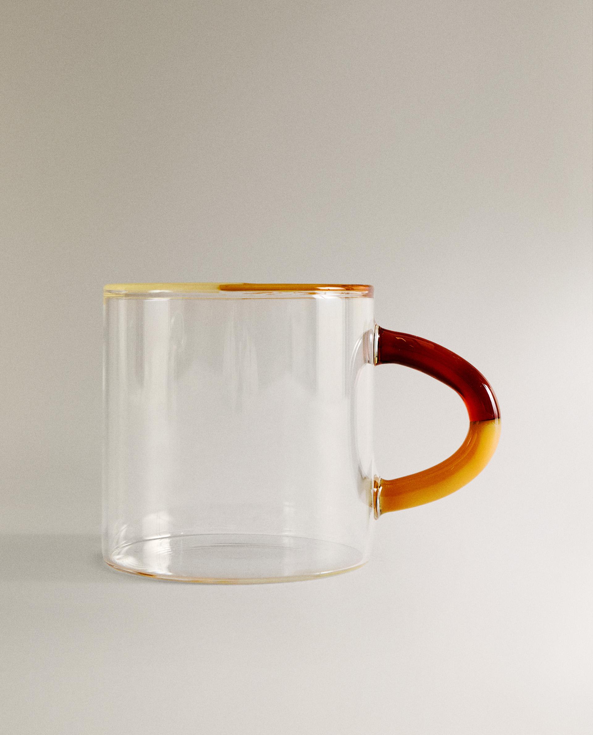 BOROSILICATE GLASS MUG WITH COLOURED HANDLE