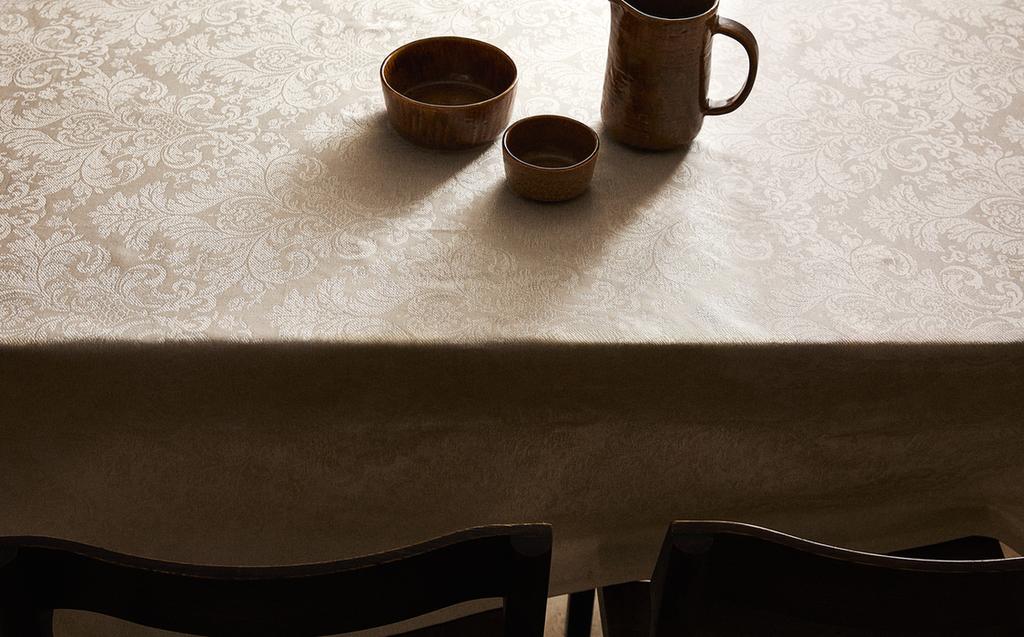 RESIN-COATED COTTON TABLECLOTH RESIN-COATED COTTON TABLECLOTH