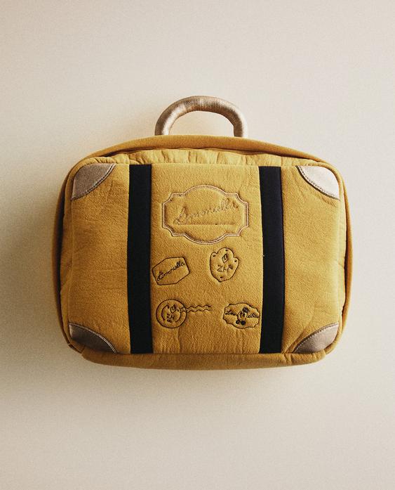 KIDS' LIMONCELLA X THE ANIMALS OBSERVATORY TOY CARRYING CASE WITH CLOTHES