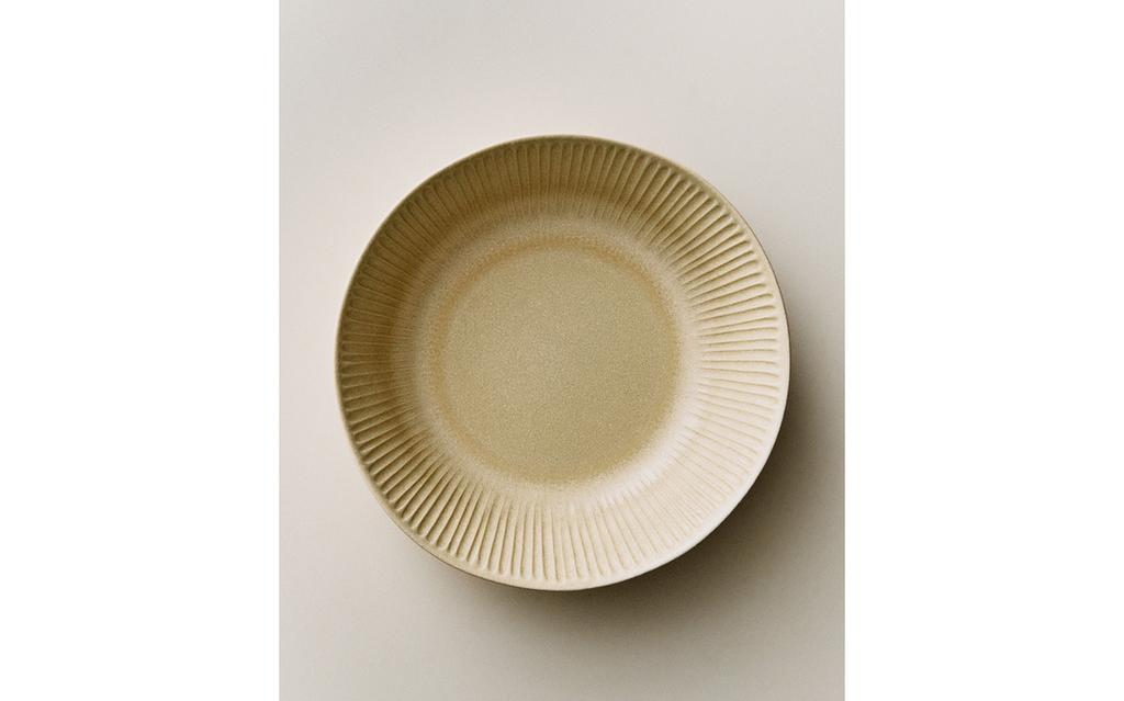ASSIETTE CREUSE GRÈS RAYÉE