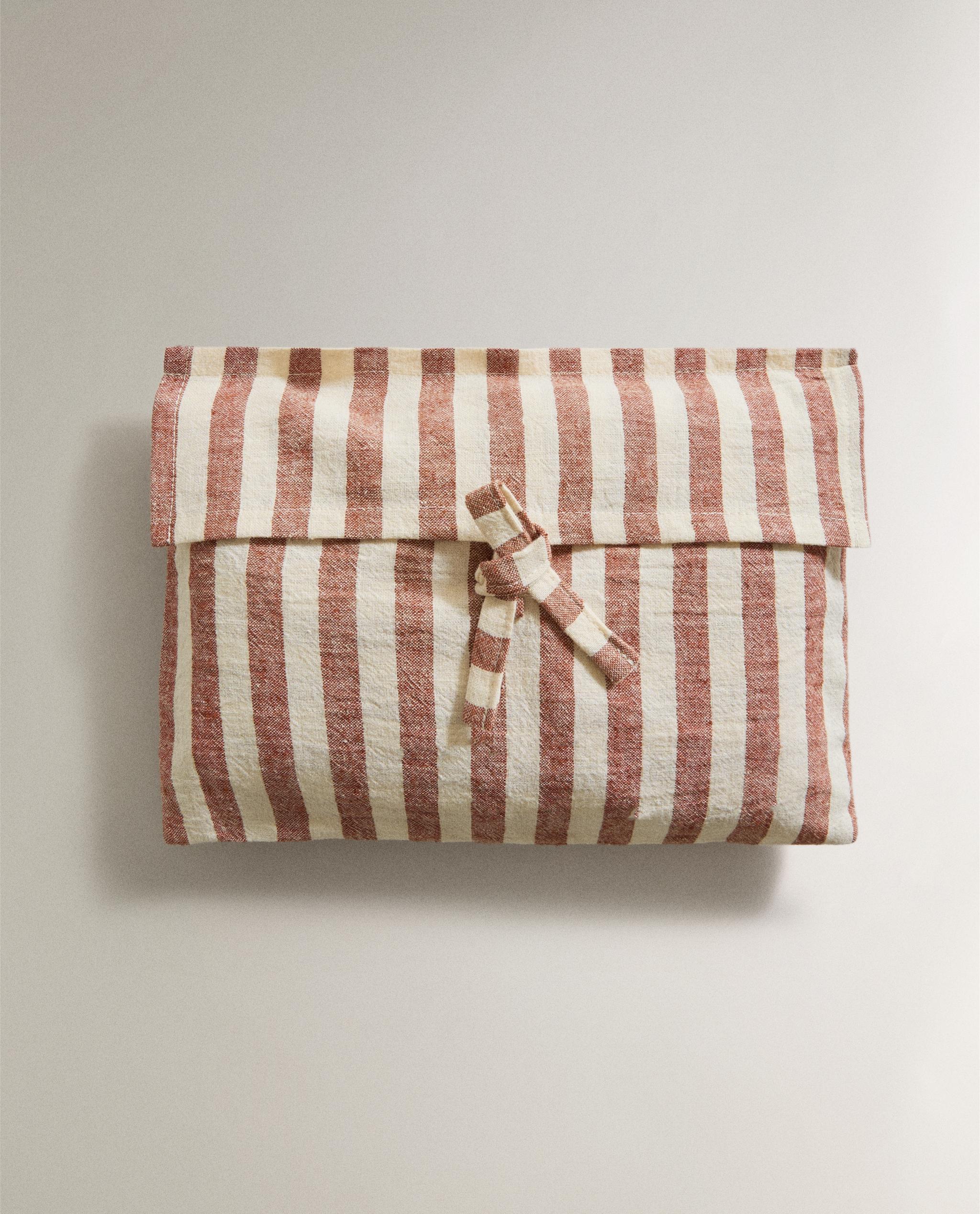 STRIPED LINEN AND COTTON BABY CHANGING MAT COVER product thumbnail 7