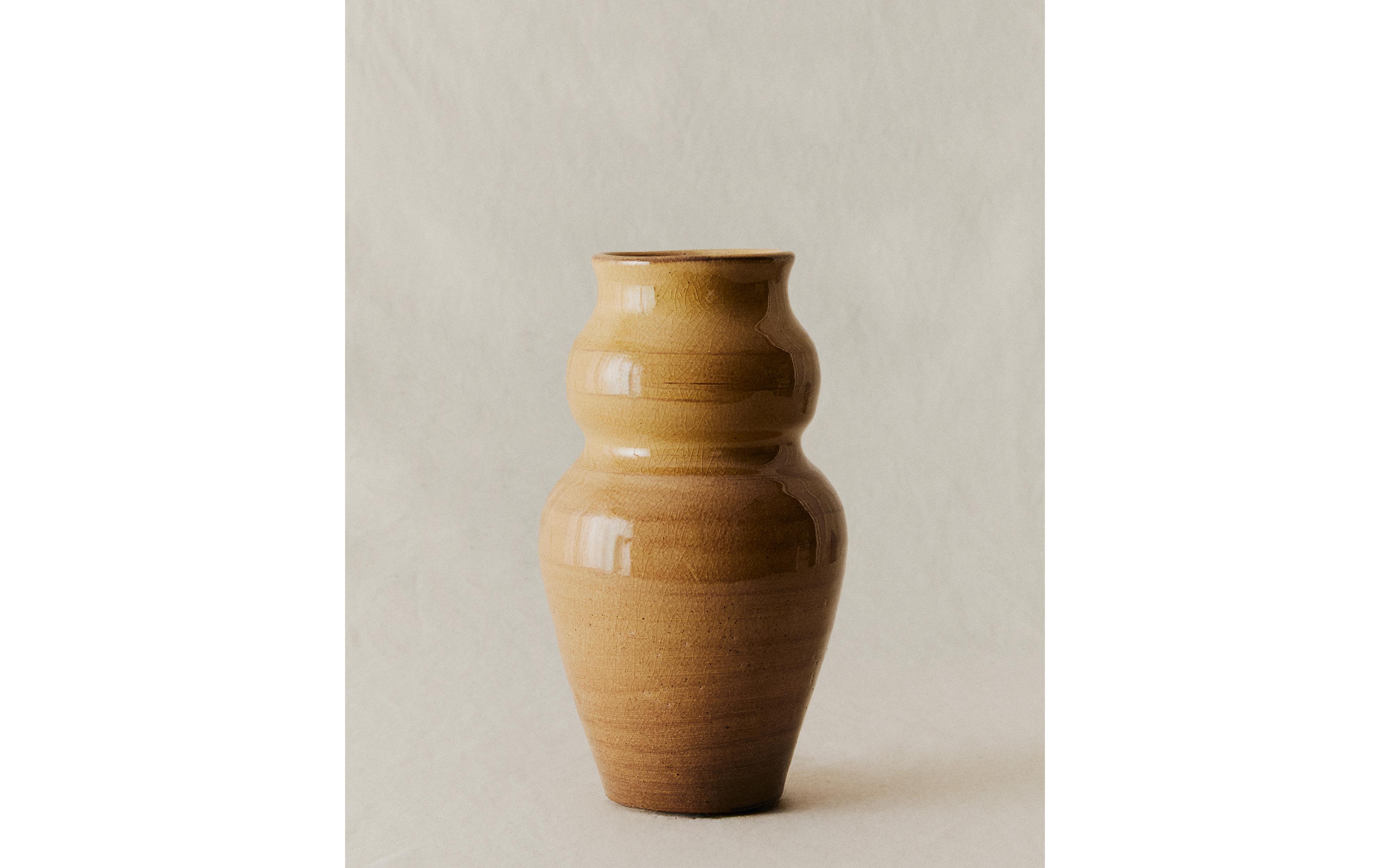 DECORATIVE HULU-SHAPED CERAMIC VASE product thumbnail 8