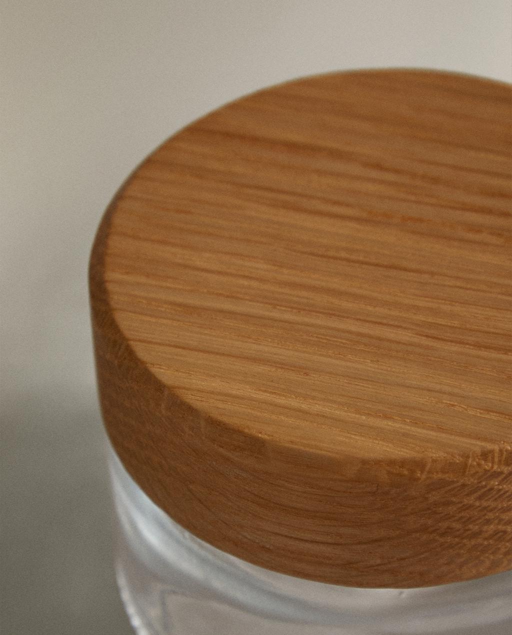 REUSABLE JAR WITH OAK LID