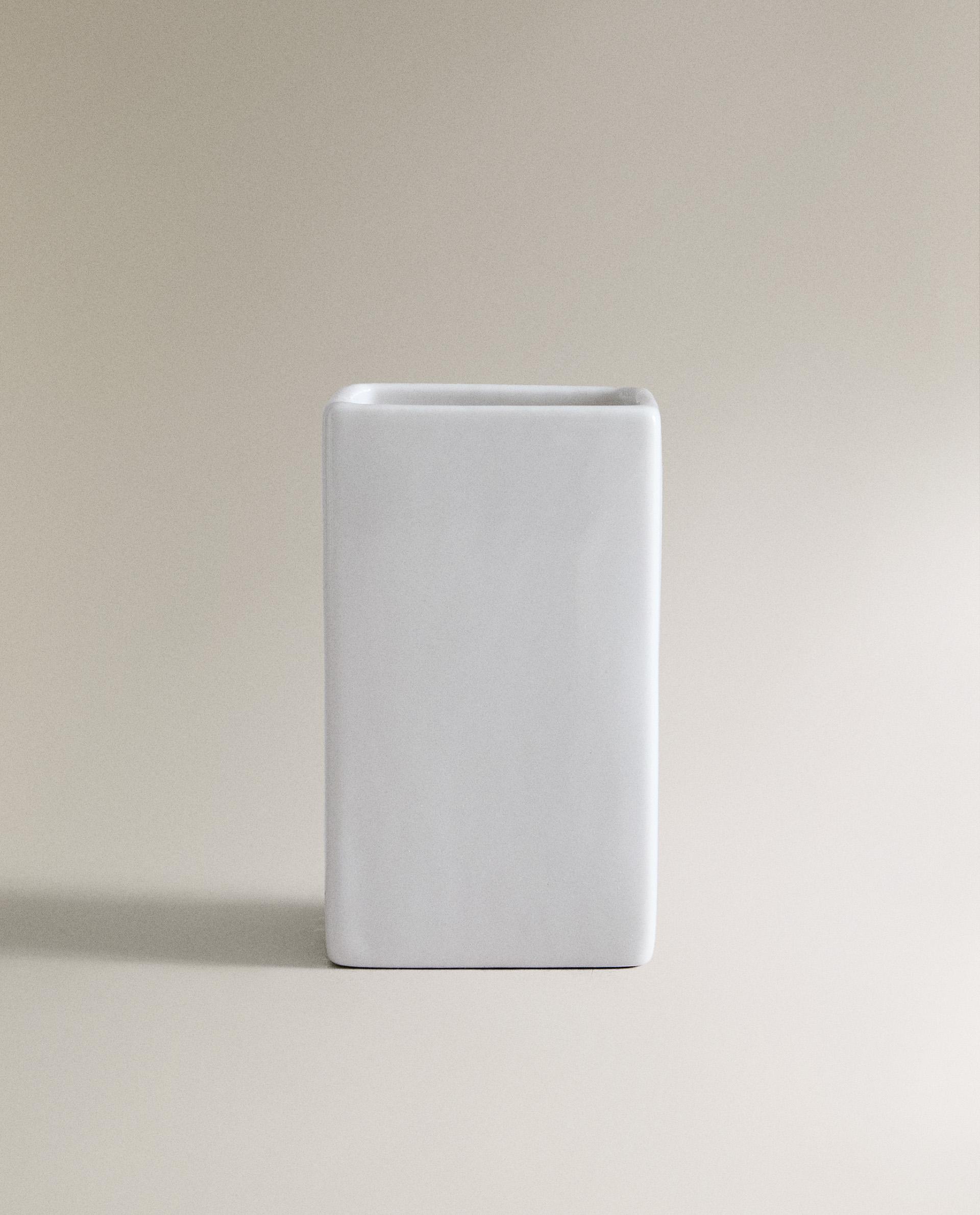 WHITE EARTHENWARE TOOTHBRUSH HOLDER