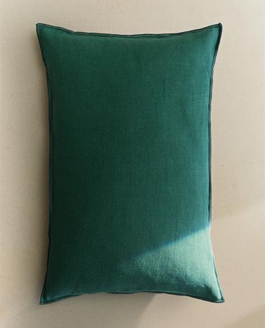 CAPA DE ALMOFADA COM OVERLOCK