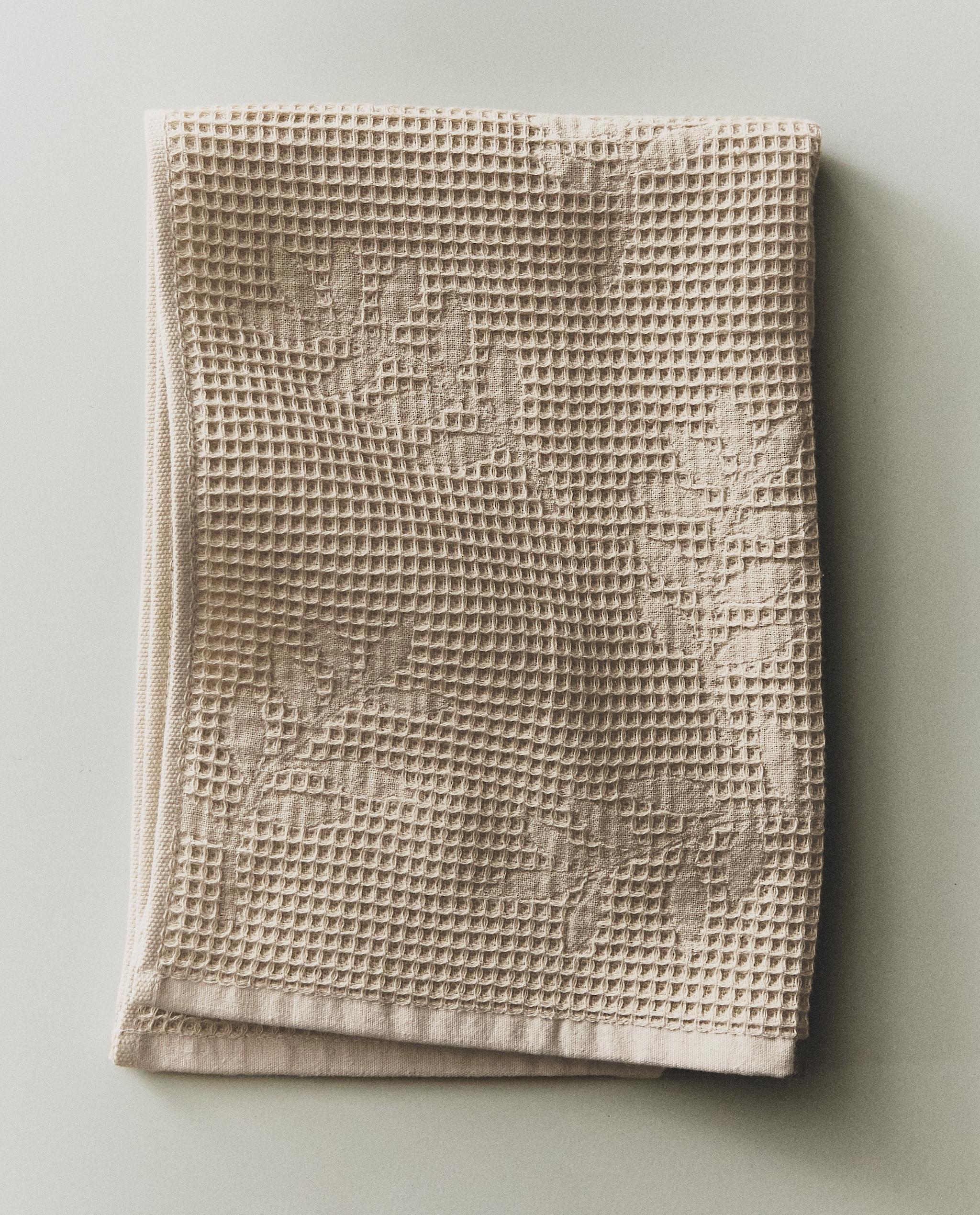 WAFFLE-KNIT TEA TOWEL product thumbnail 15
