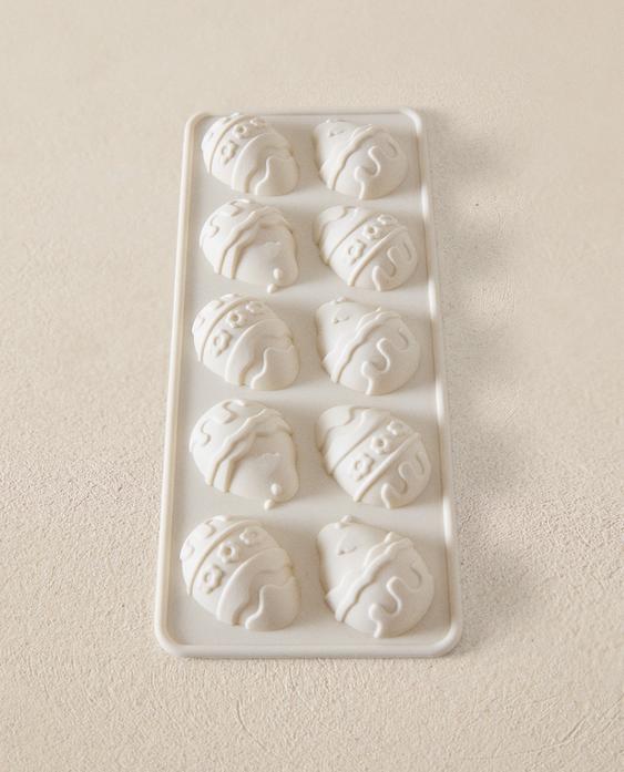 EASTER EGG BAKING MOULD