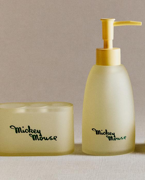 MICKEY & MINNIE ©DISNEY BATHROOM SET MICKEY & MINNIE ©DISNEY BATHROOM SET