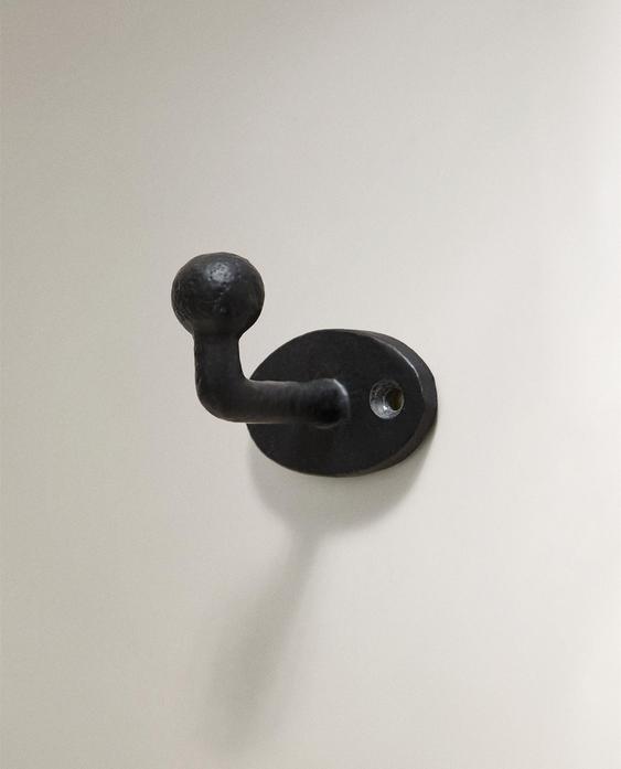 OBEŠALNIK IZ ŽELEZA