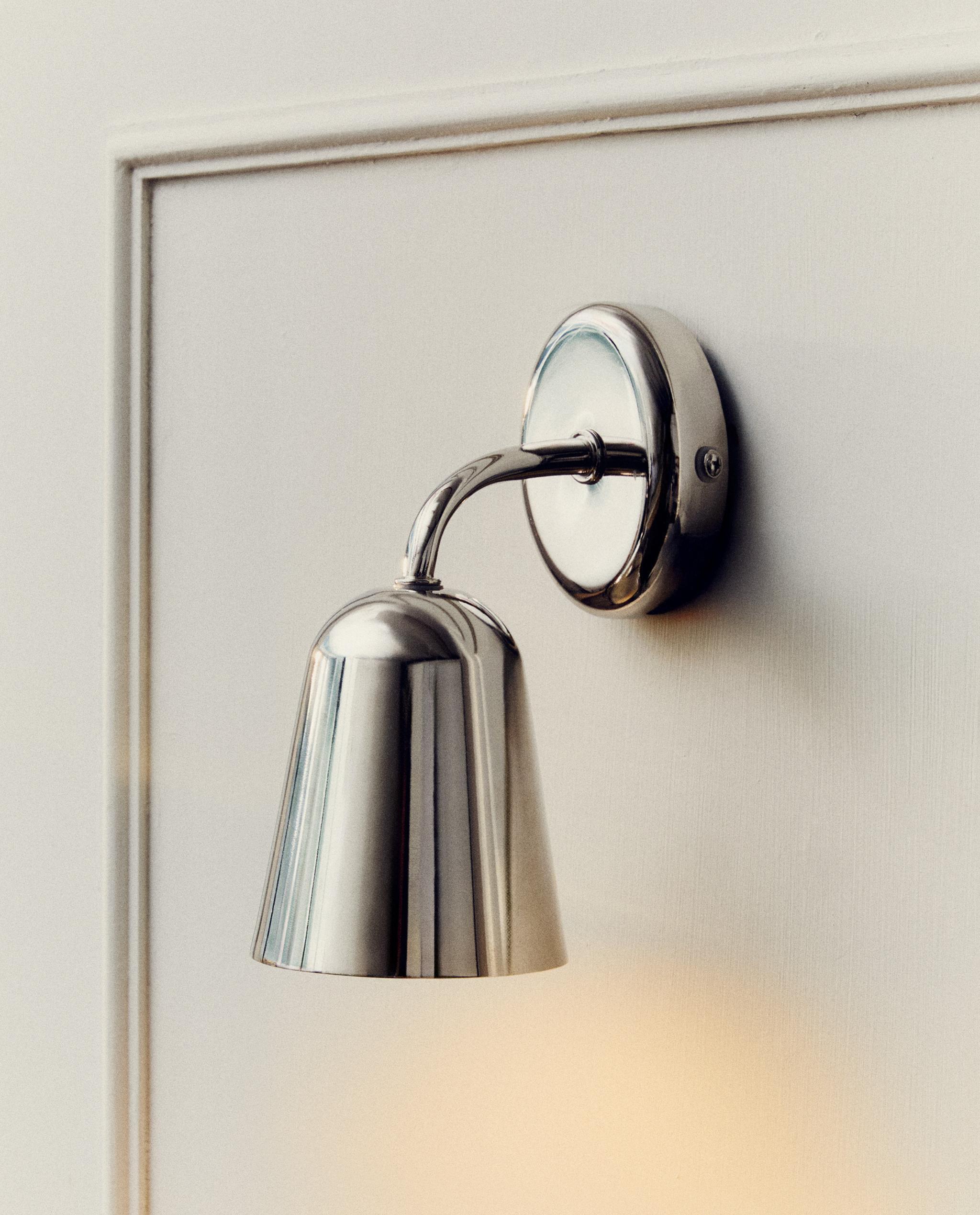 METAL WALL LAMP product thumbnail 9