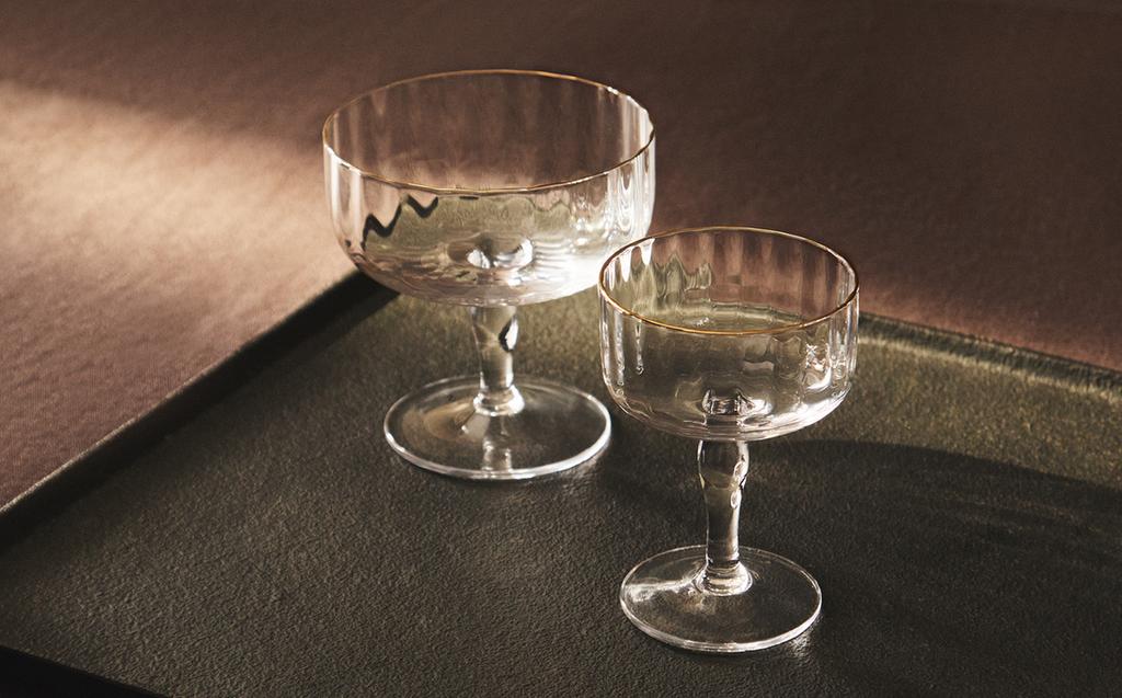 RAISED DESIGN GLASSWARE SET WITH GOLD RIM