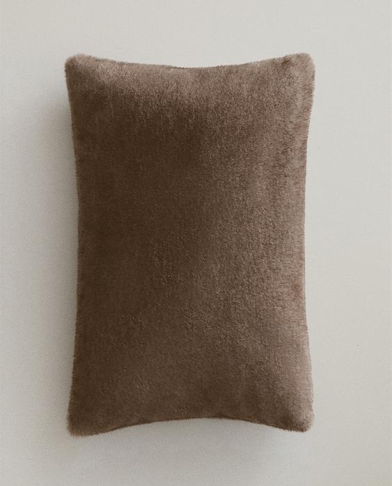 FAUX FUR CUSHION COVER FAUX FUR CUSHION COVER