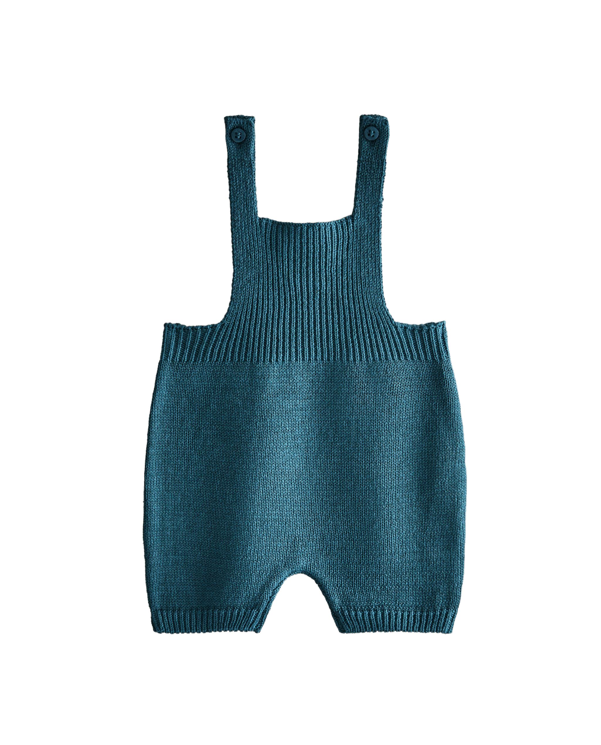 BABY BONNET AND DUNGAREES product thumbnail 6