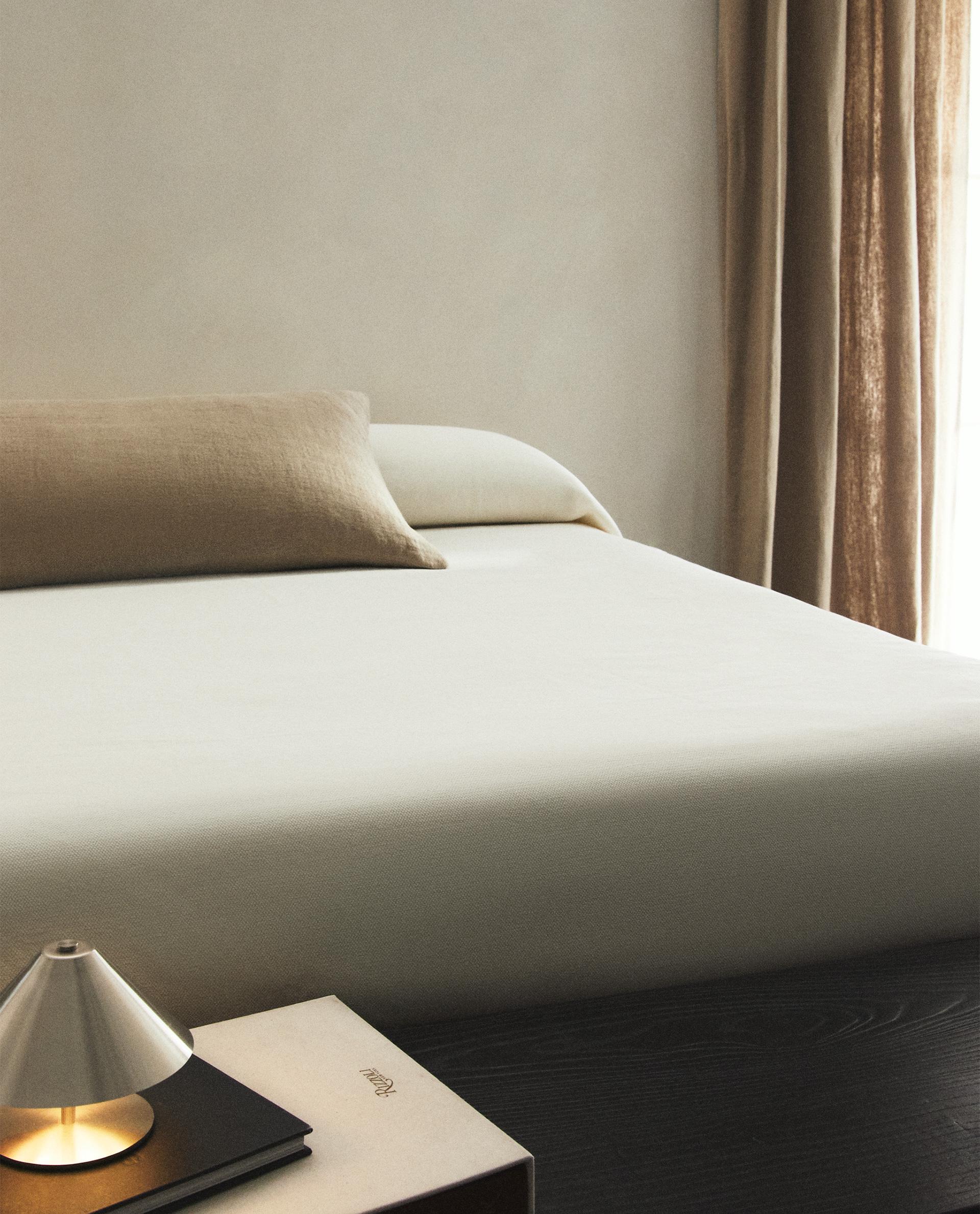 ZARA HOME ベッドカバー 未使用】ZARA HOME ベッドカバー ベッドスプレッド マルチカバー