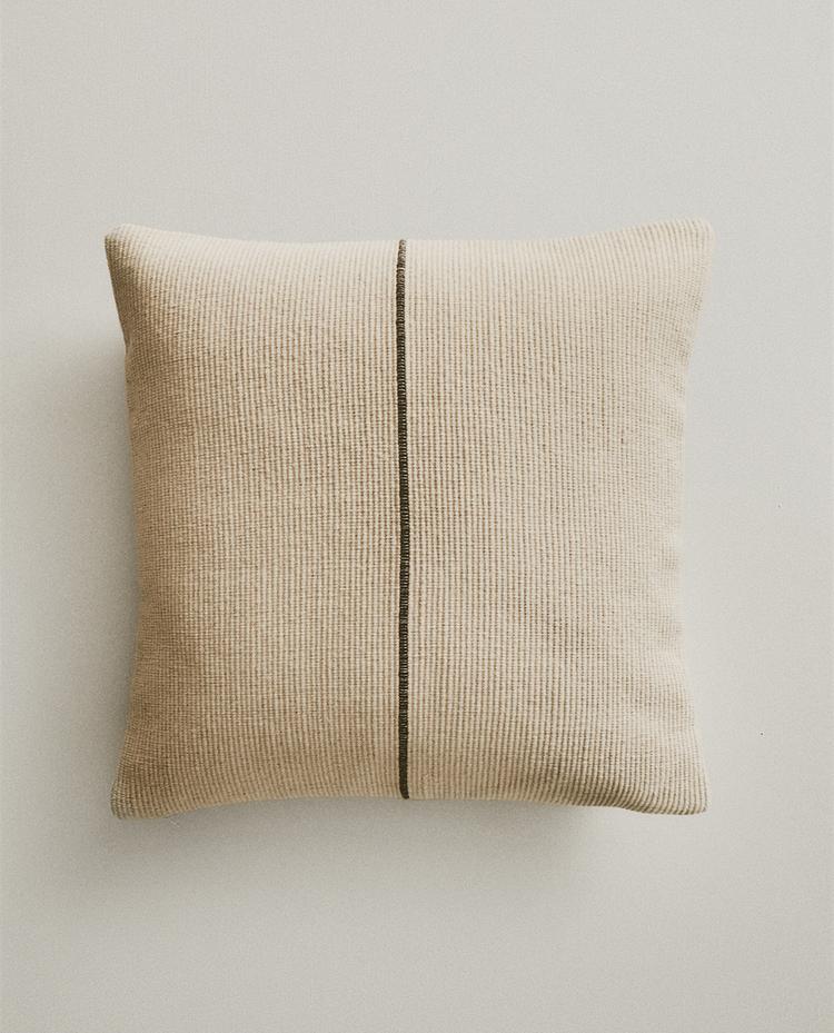 LINE CUSHION COVER LINE CUSHION COVER