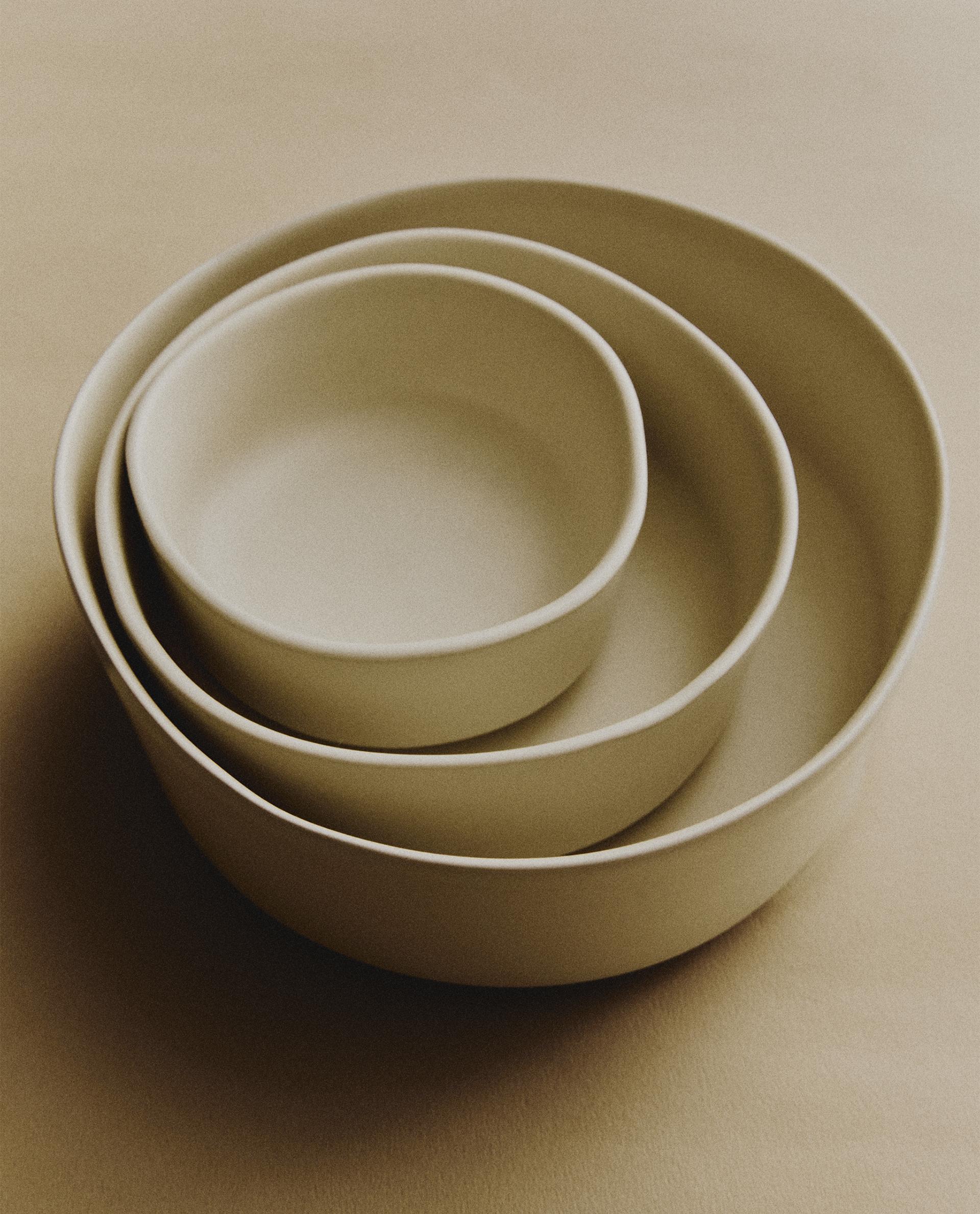 STONEWARE PET FOOD BOWL