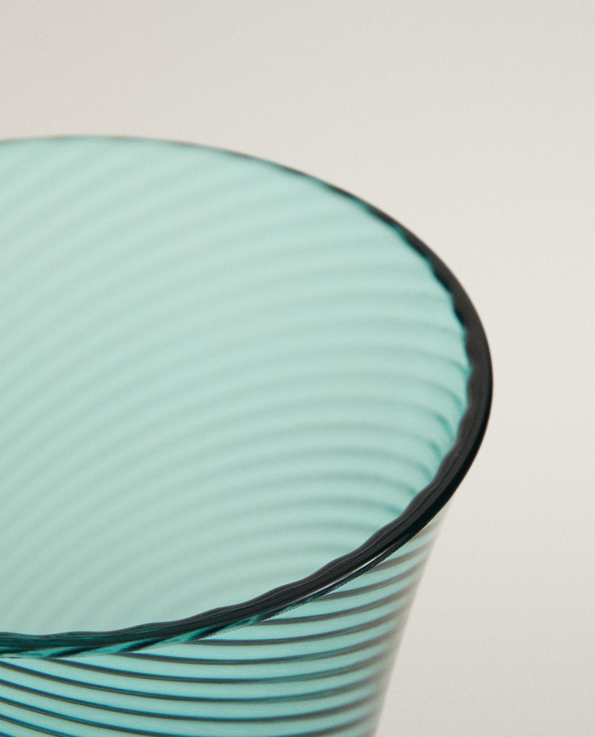 ACRYLIC WINE GLASS WITH LINEAR DESIGN product thumbnail 7