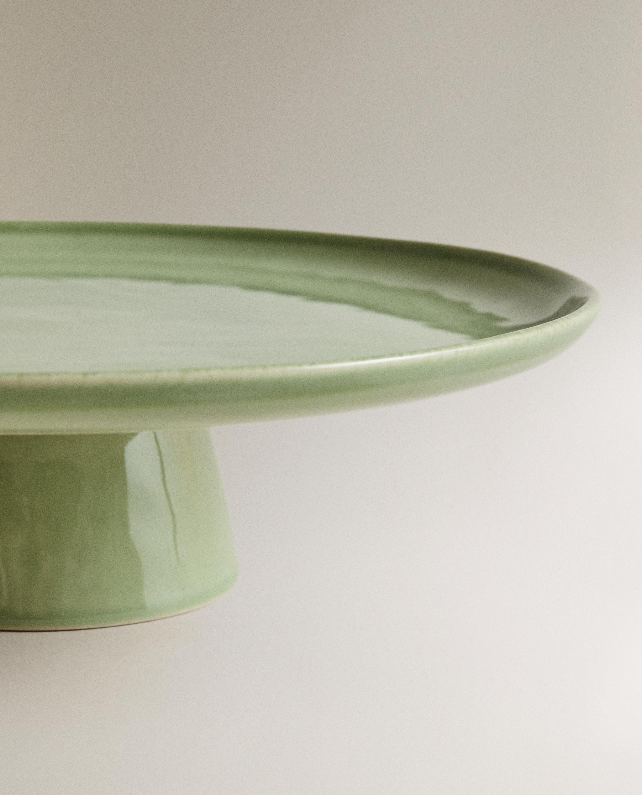 STONEWARE CAKE DISH product thumbnail 4