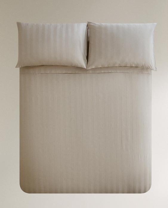 SATYNOWA POSZWA NA KOŁDRĘ W PASKI (500 NITEK) SATYNOWA POSZWA NA KOŁDRĘ W PASKI (500 NITEK)