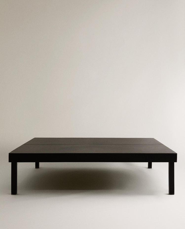 WOOD AND LEATHER COFFEE TABLE