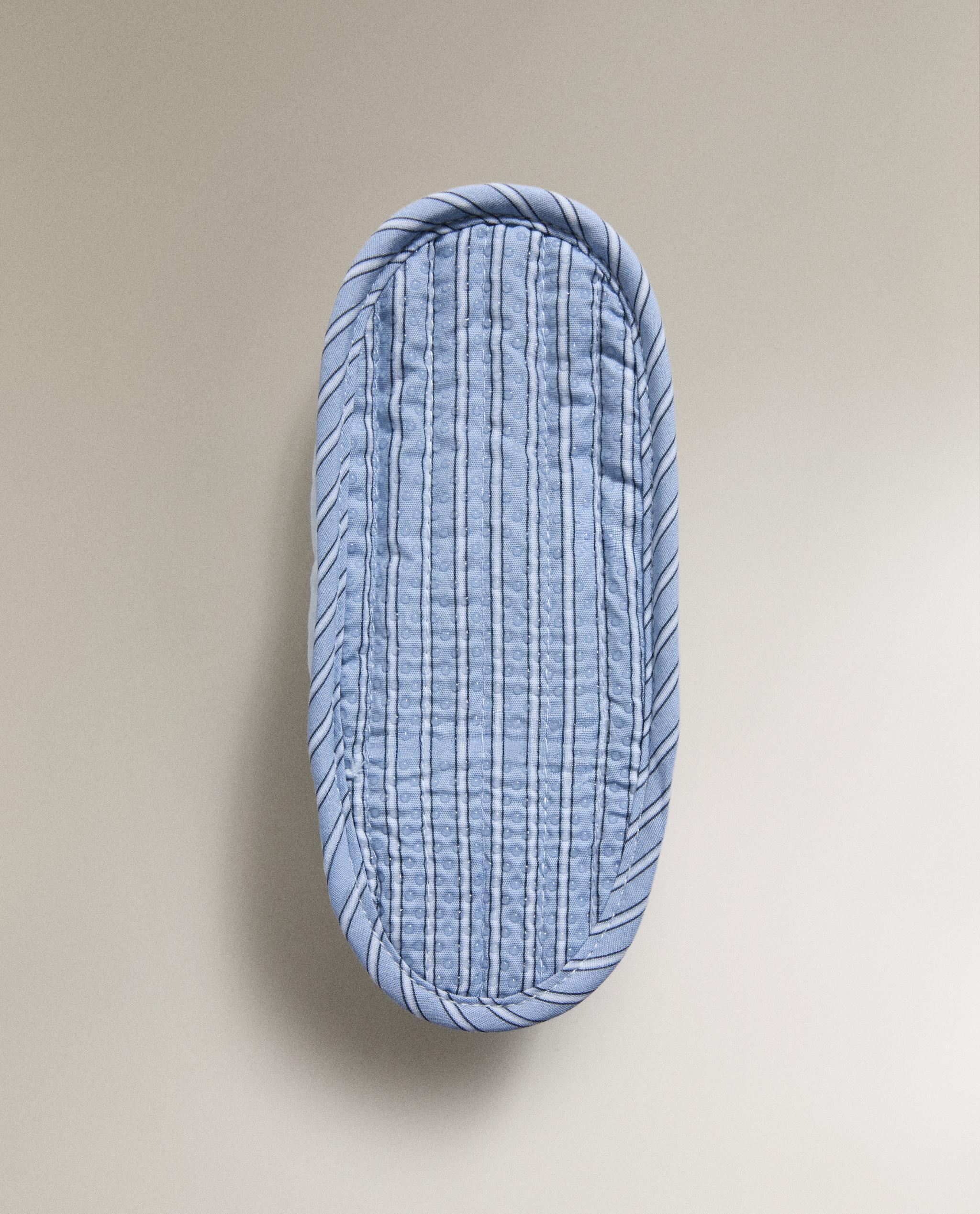 CHILDREN'S STRIPED MULE SLIPPERS product thumbnail 2