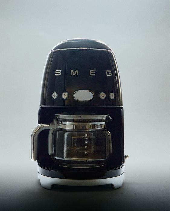CAFÉTIÈRE FILTRE PROGRAMMABLE SMEG