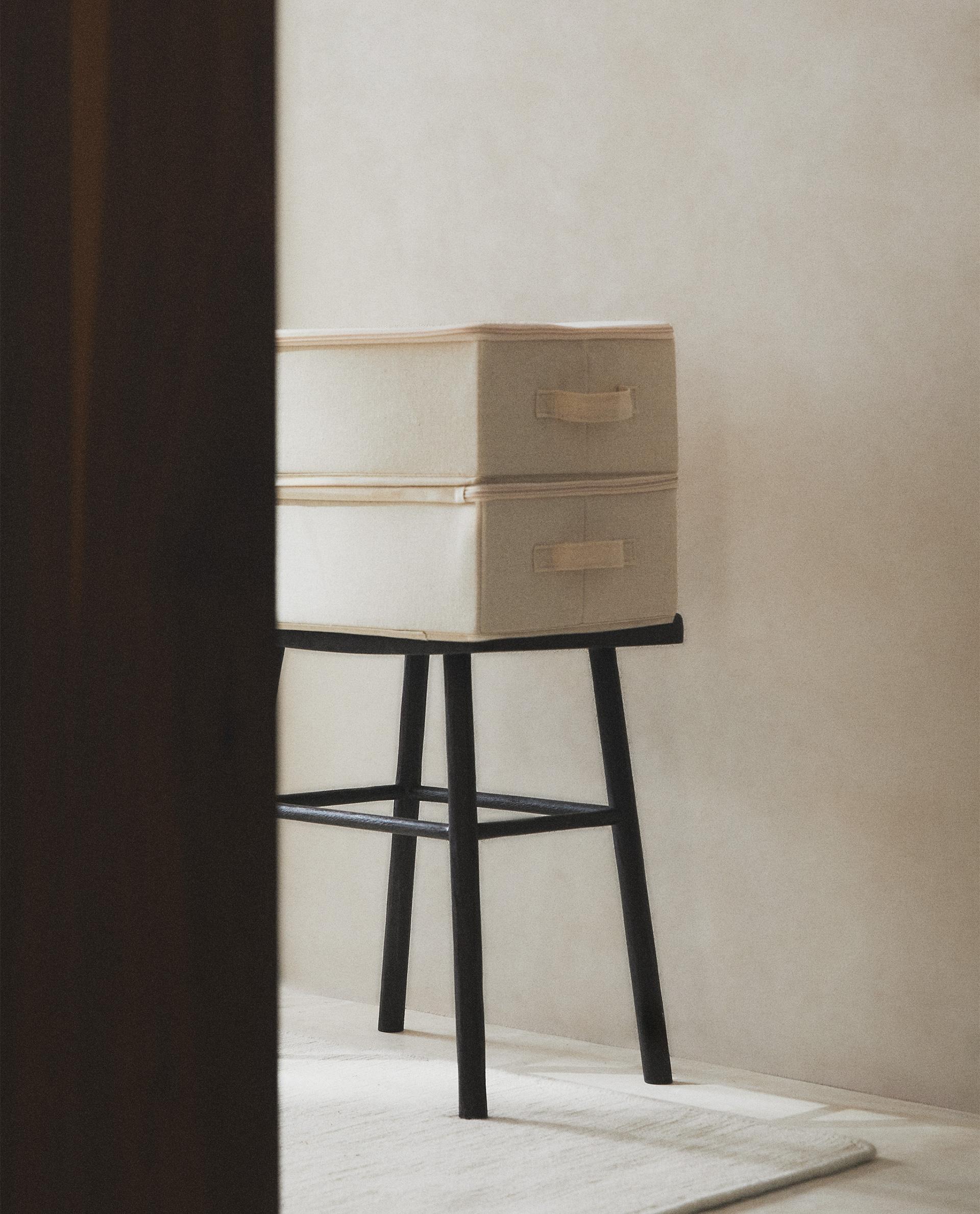 FOLDABLE STORAGE BOX WITH LID product thumbnail 13