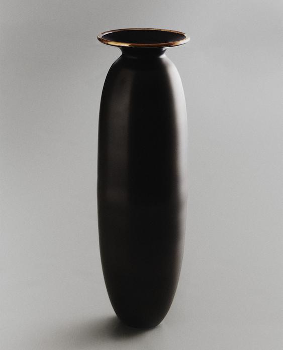 BRASS VESSEL I COLIN KING