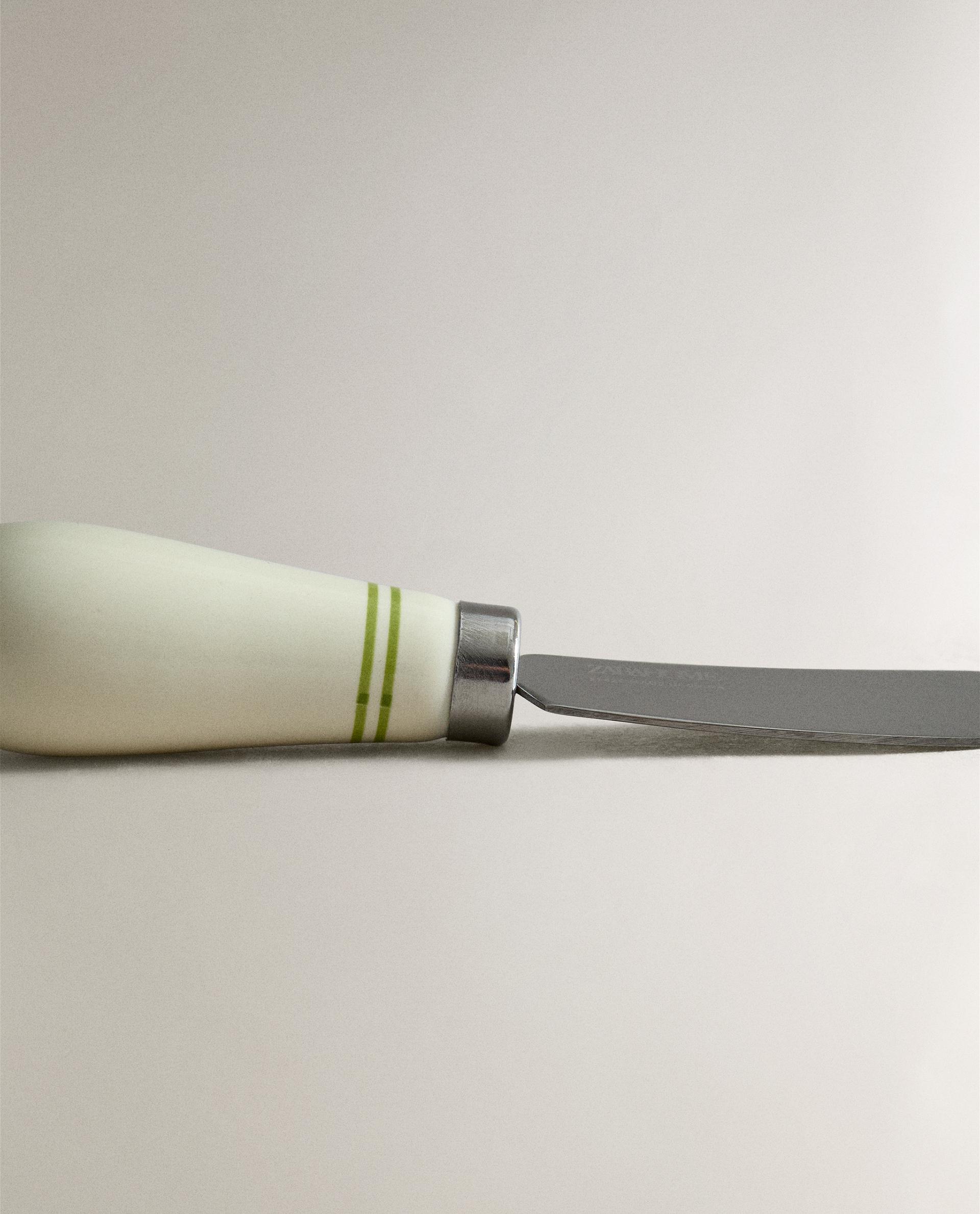 BUTTER KNIFE WITH CERAMIC HANDLE