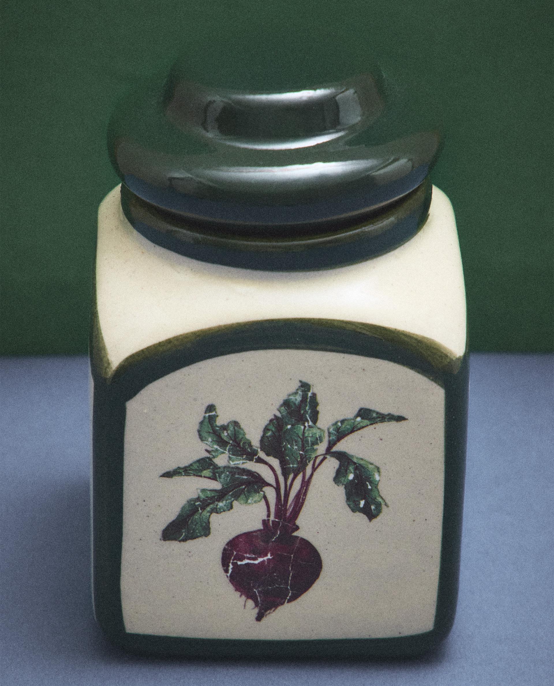 (320 G) BEETROOT SCENTED CANDLE (320 G) BEETROOT SCENTED CANDLE