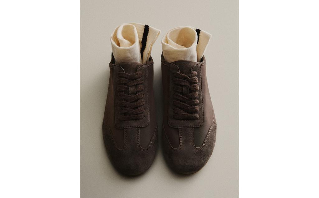 LEATHER SNEAKERS