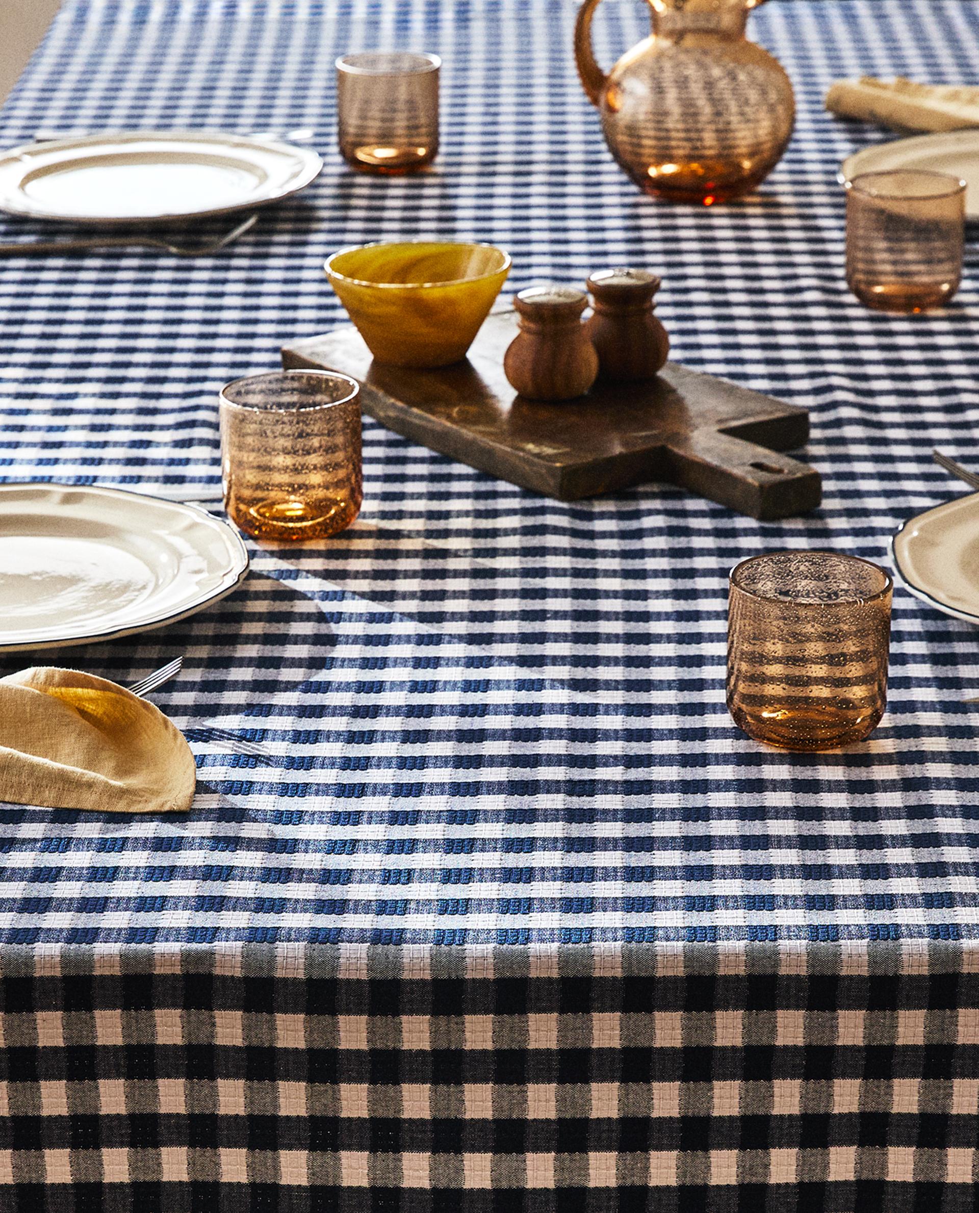 GINGHAM CHECK TABLECLOTH