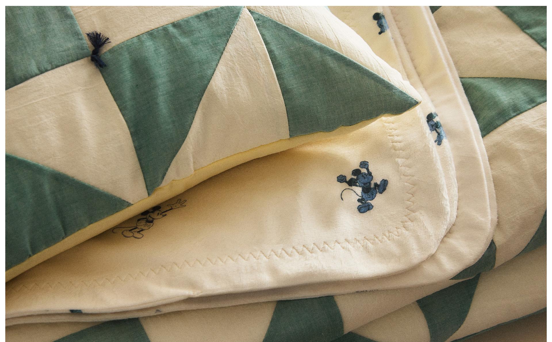 أغطية سرير كتان للأطفال مع ميكي وميني ©ديزني