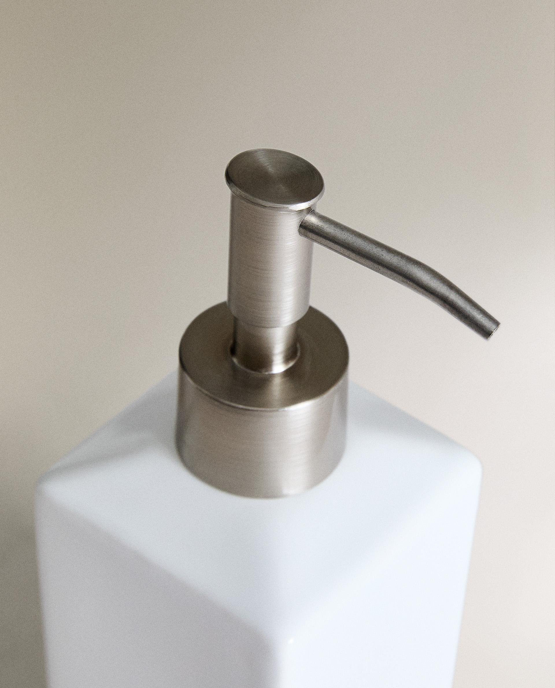WHITE EARTHENWARE SOAP DISPENSER product thumbnail 7