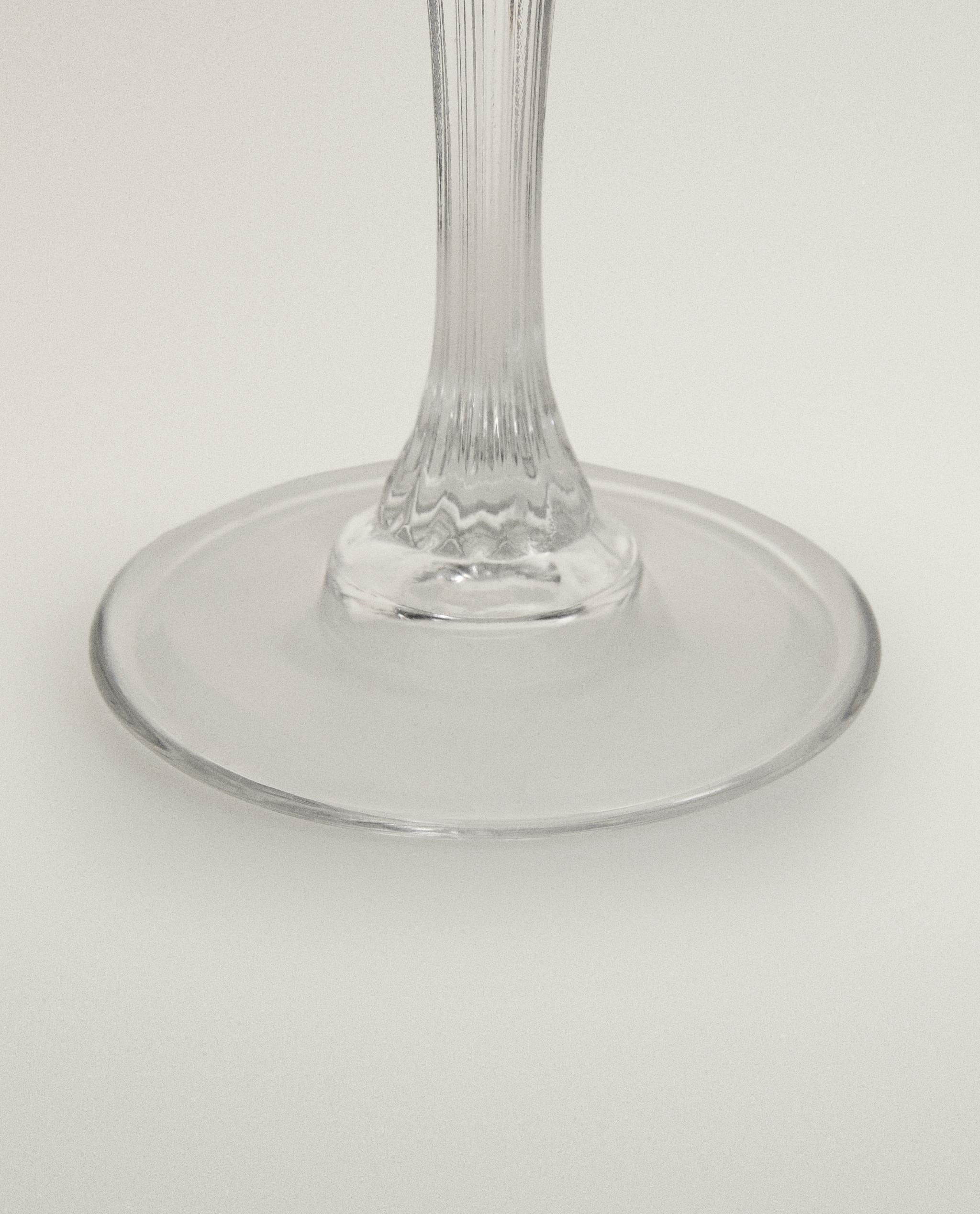 ENGRAVED-EFFECT CRYSTALLINE WINE GLASS product thumbnail 5