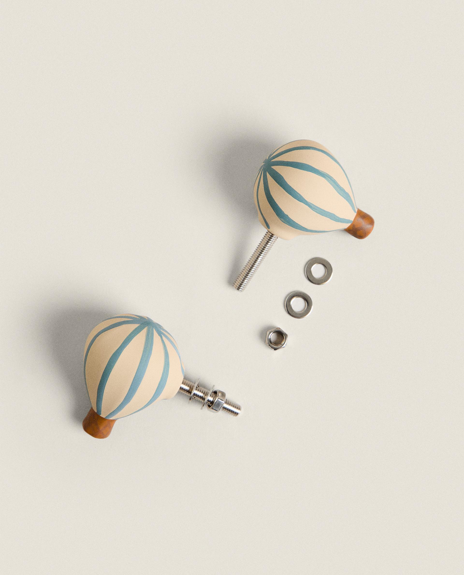 PACK OF KIDS' BALLOON DOOR KNOBS (PACK OF 2) product thumbnail 4