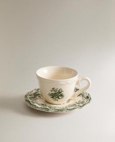 COFFEE CUP WITH FLORAL SAUCER