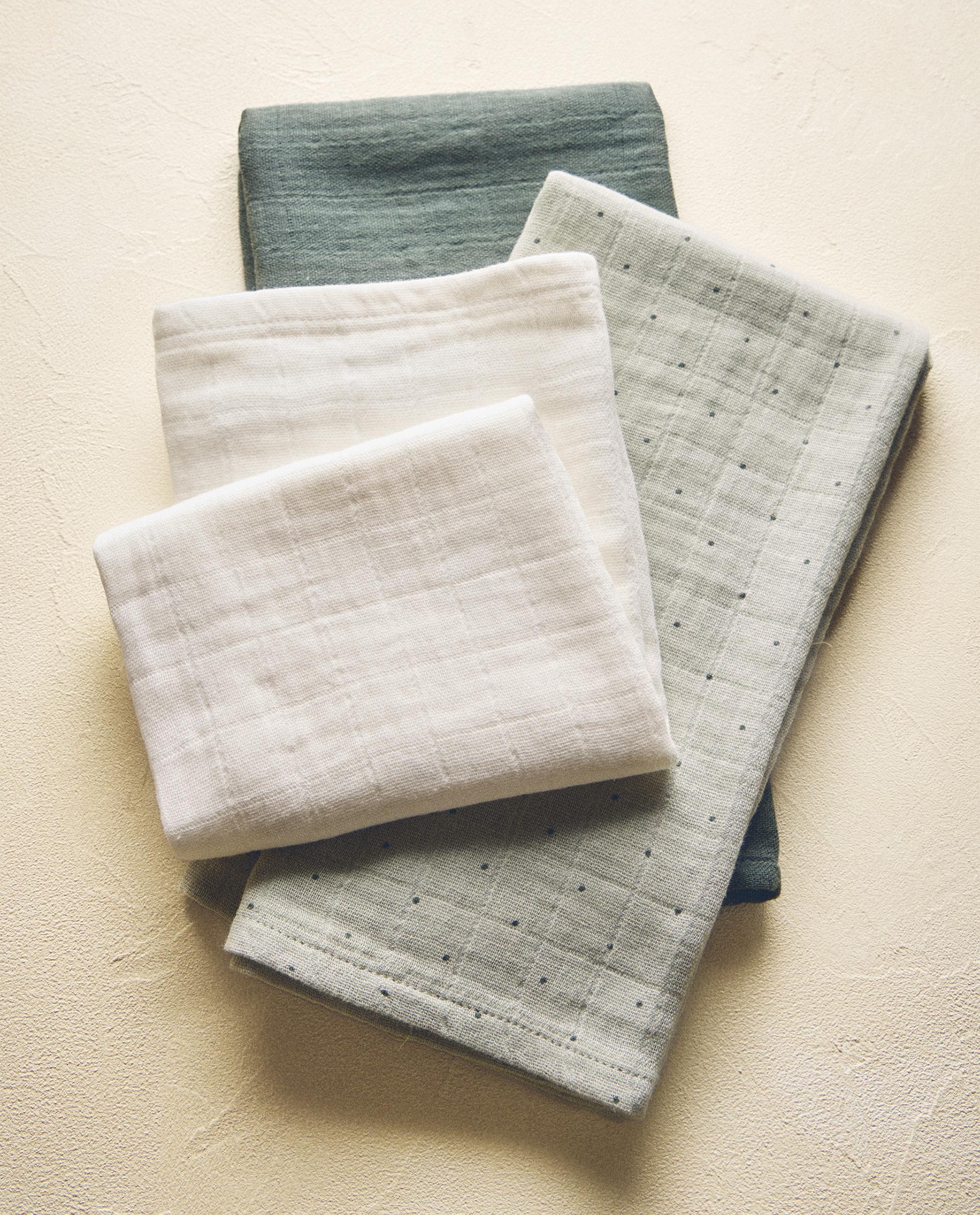 MEHRFARBIGE BABY-MUSELINTÜCHER (3ER-PACK) MEHRFARBIGE BABY-MUSELINTÜCHER (3ER-PACK)