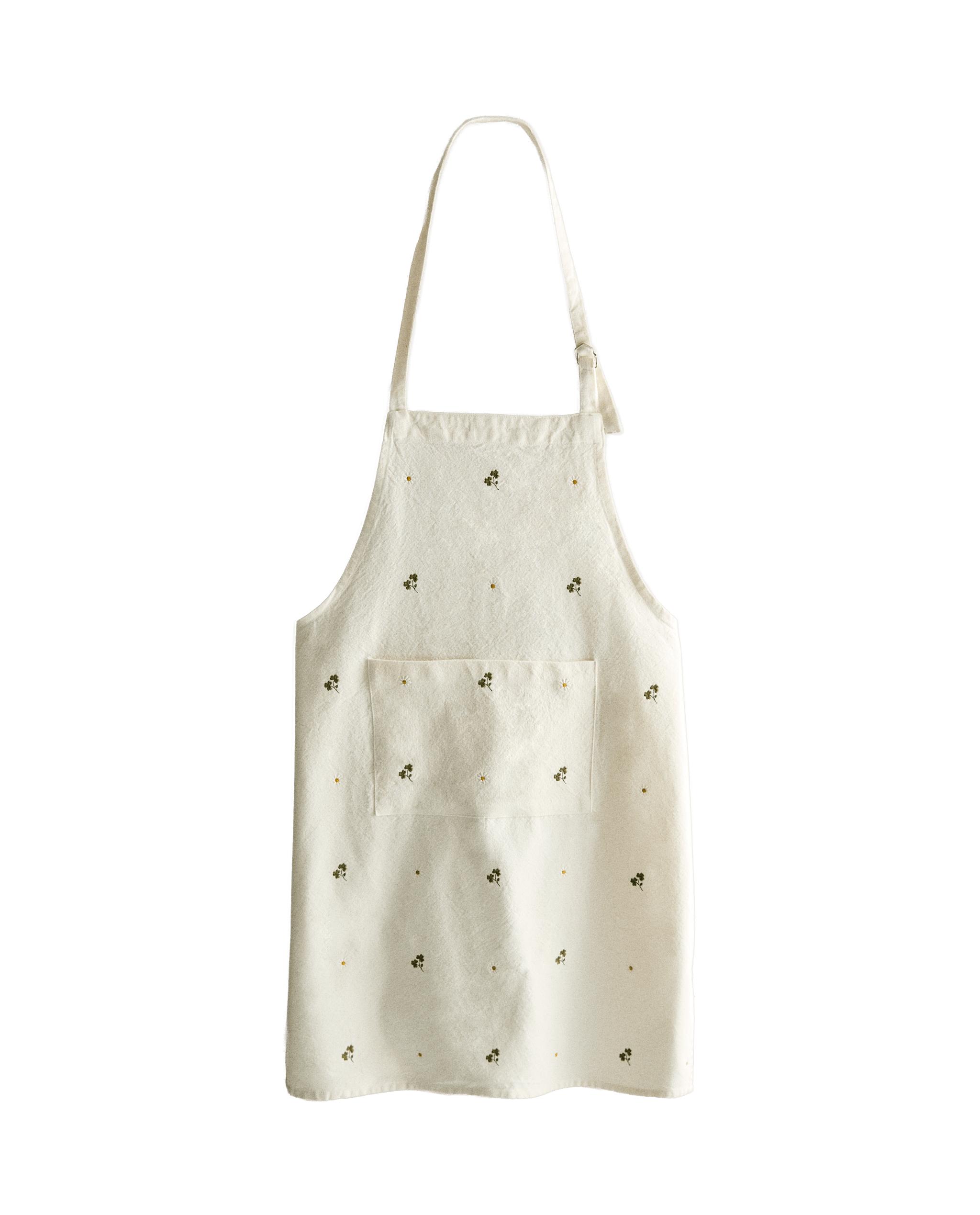 APRON WITH EMBROIDERED CLOVER product thumbnail 8