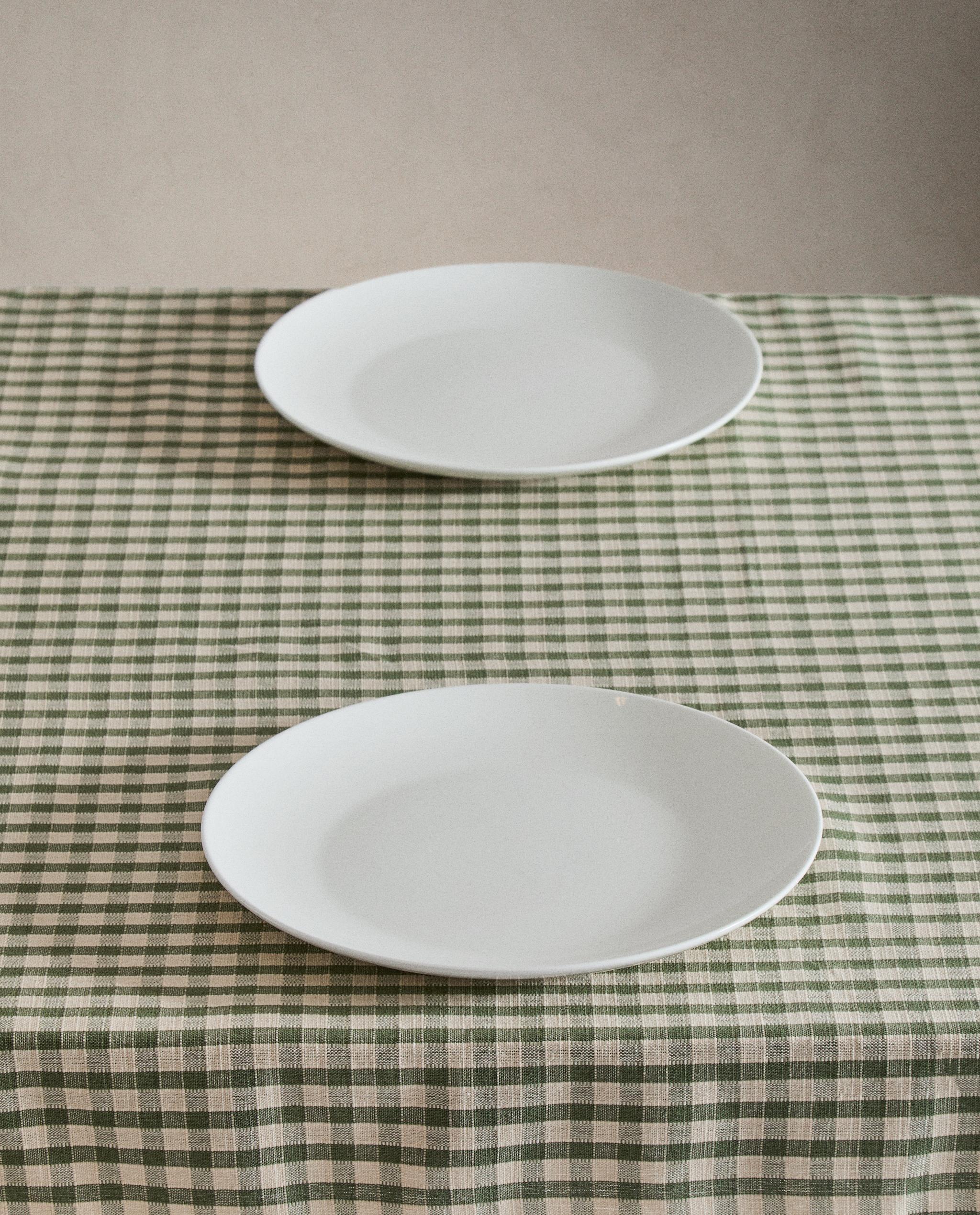 CHECK TABLECLOTH WITH TOPSTITCHING product thumbnail 2