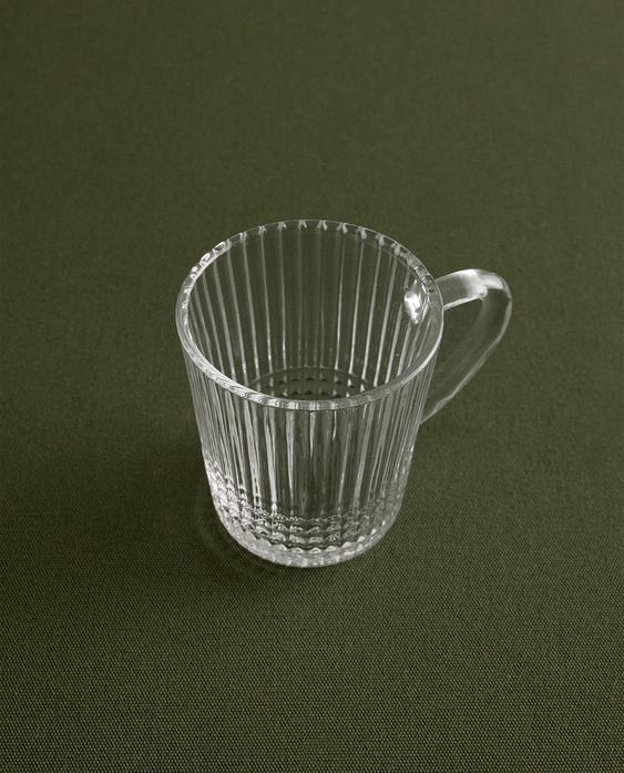 GLASS MUG WITH RAISED GEOMETRIC DESIGN GLASS MUG WITH RAISED GEOMETRIC DESIGN