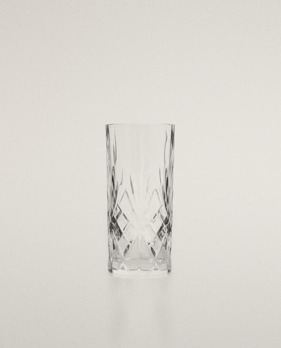TALL GLASS WITH RAISED DESIGN