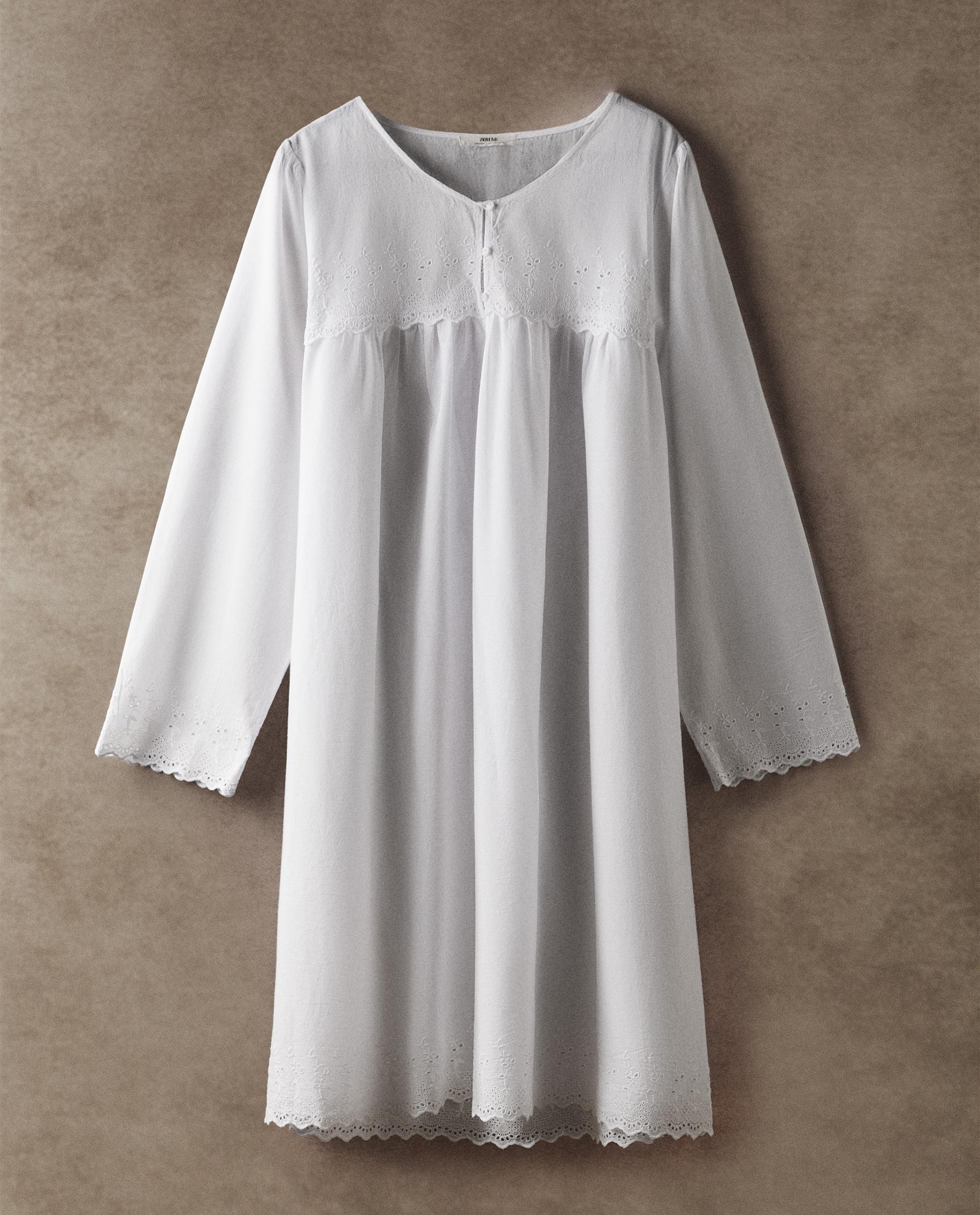 EMBROIDERED COTTON NIGHTDRESS