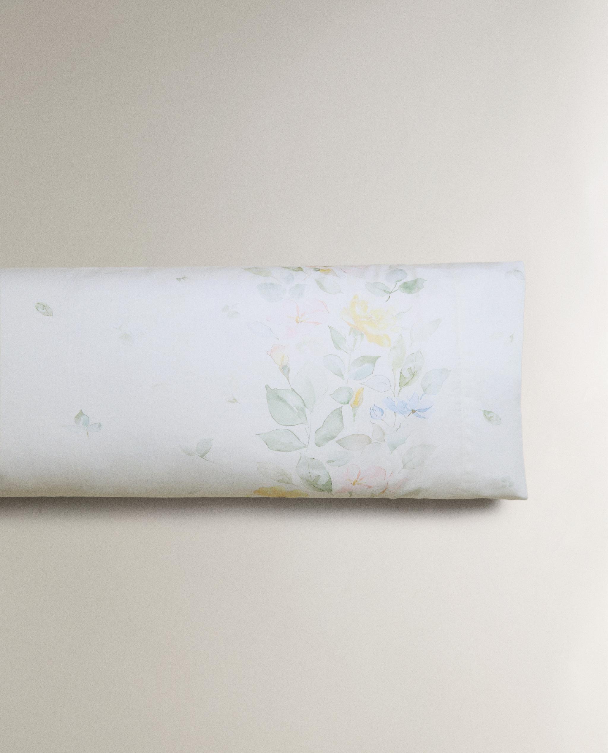 WATERCOLOUR FLOWER PRINT PILLOWCASE product thumbnail 4