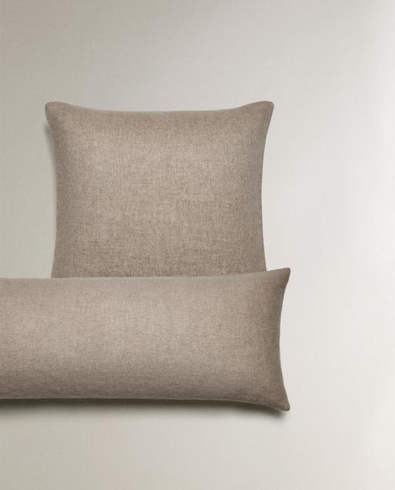 غلاف وسادة كشمير