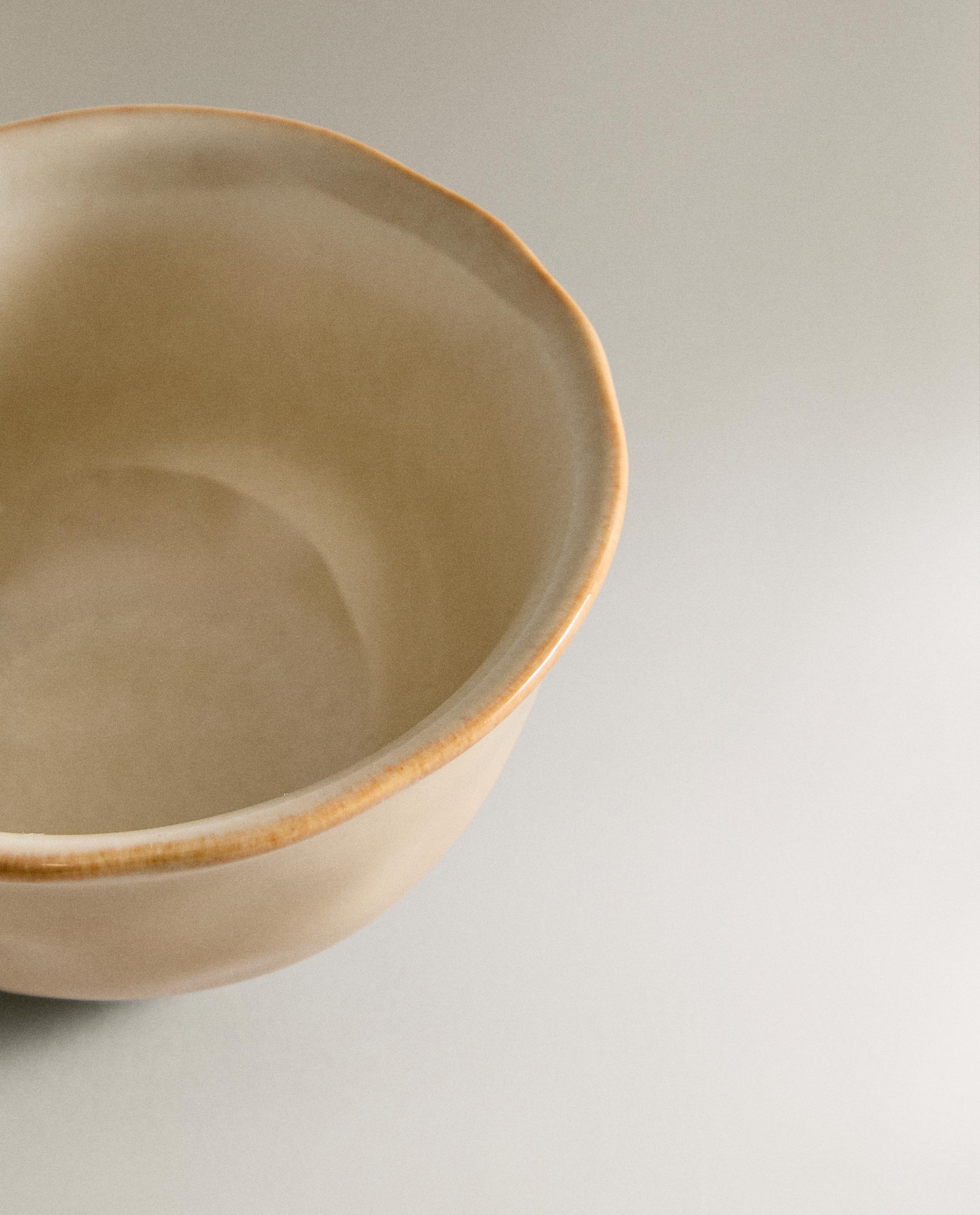 STONEWARE BOWL WITH IRREGULAR EDGE product thumbnail 4