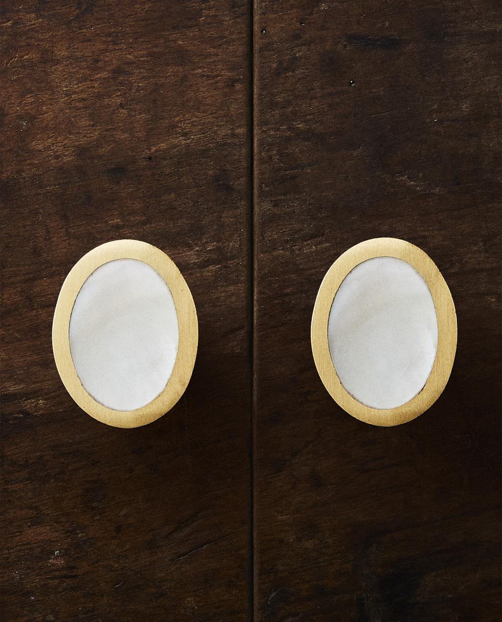 طقم مقابض بيضاوية بعرق اللؤلؤ (طقم 2 قطعة)