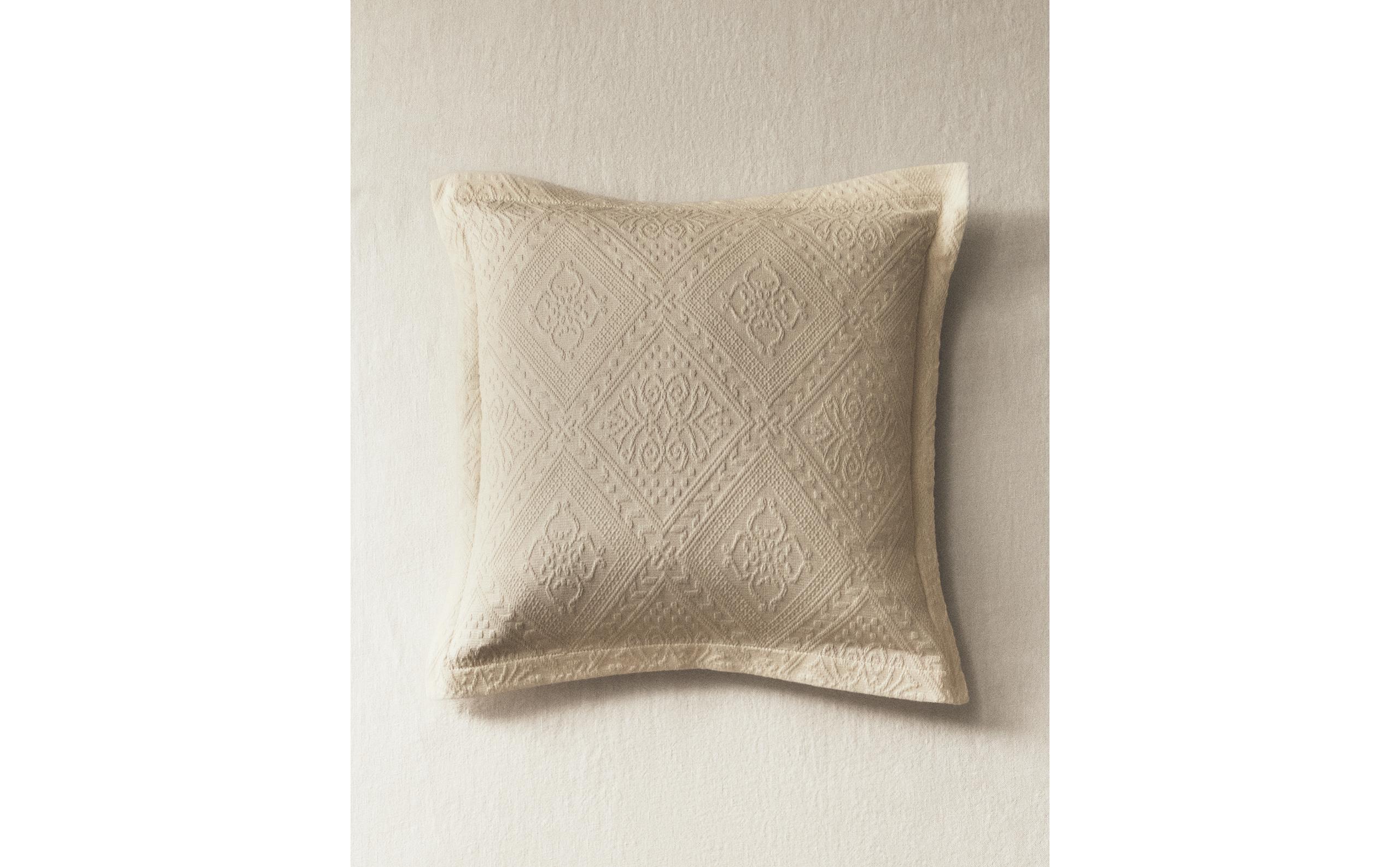 ＺＡＲＡ HOME マルチカバー 未使用】ZARA HOME ベッドカバー ベッドスプレッド マルチカバー
