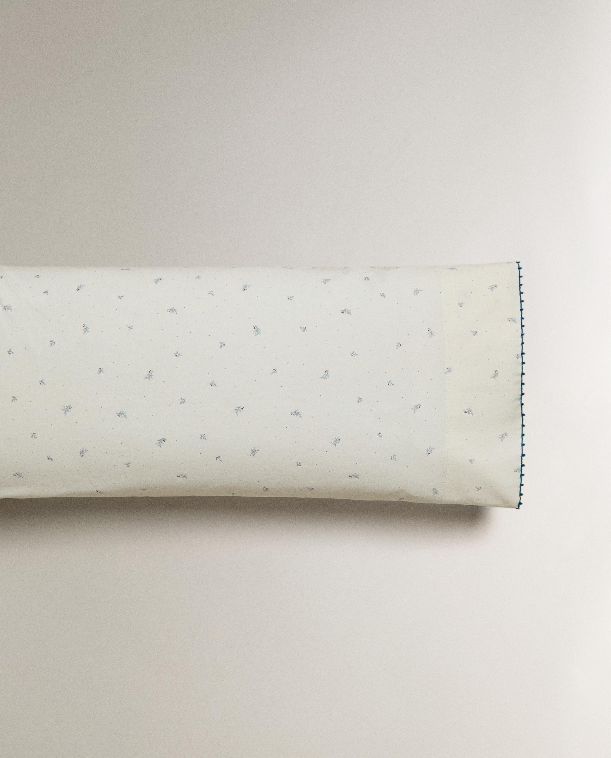 CHILDREN’S COTTON PILLOWCASE WITH LEAVES AND POLKA DOTS product thumbnail 3